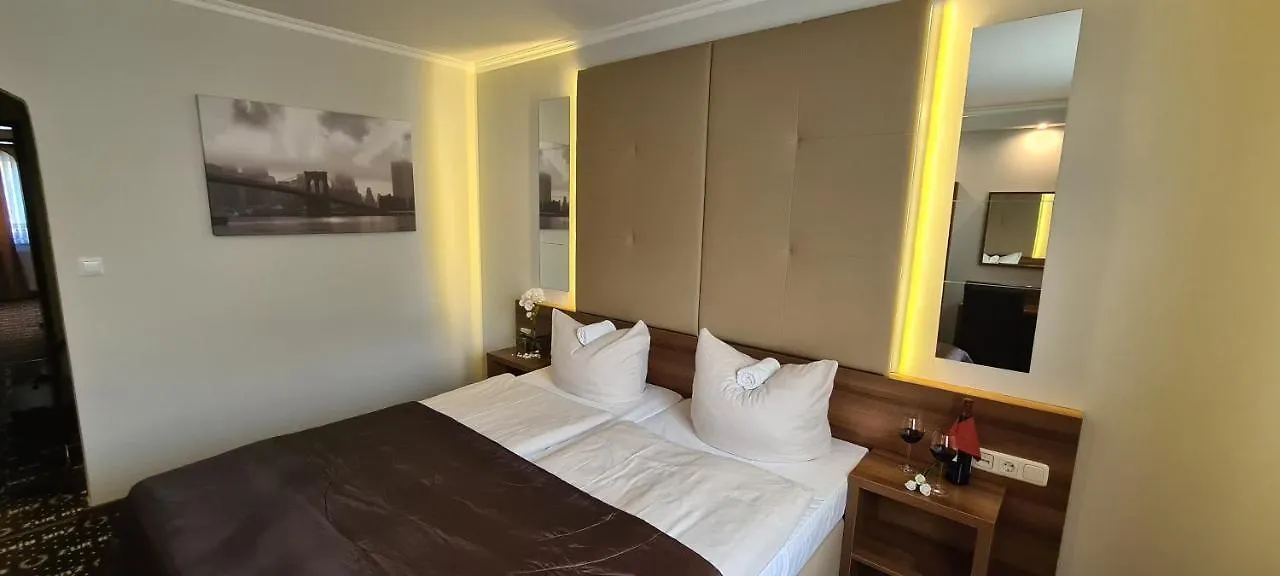 Hotel Zur Riede Bei Bremen Дельменхорст