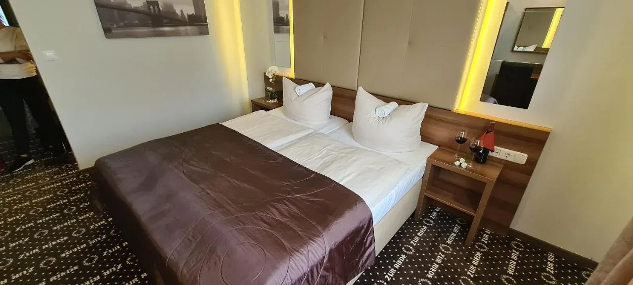 Hotel Zur Riede Bei Bremen Дельменхорст