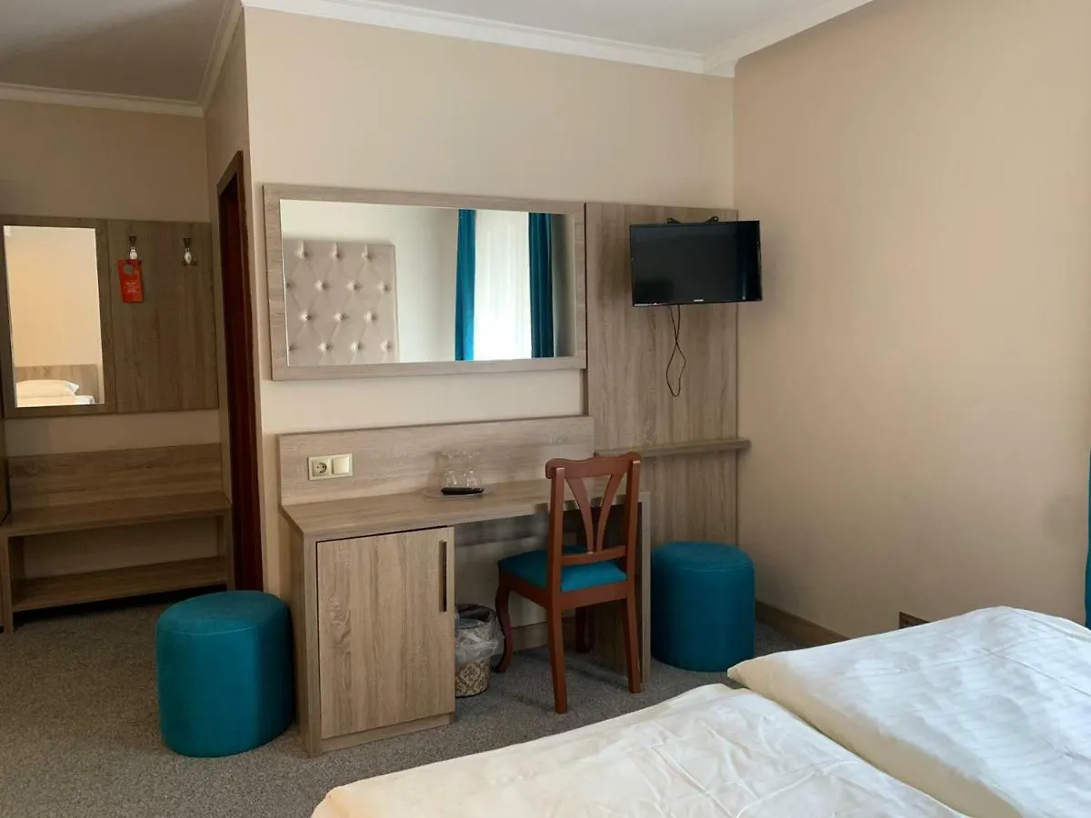 Hotel Zur Riede Bei Bremen Дельменхорст